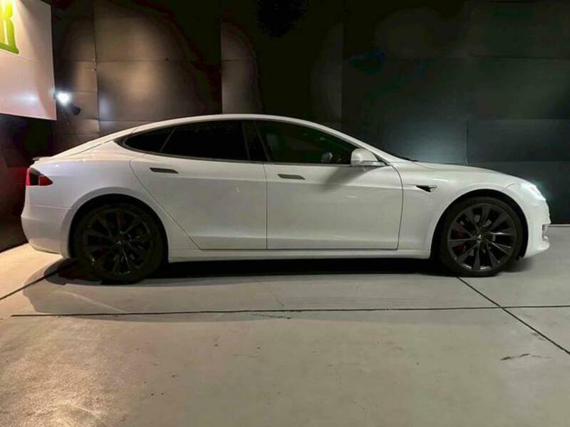 MODEL S