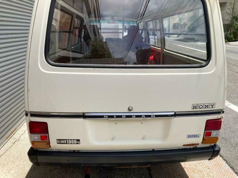 HOMY VAN