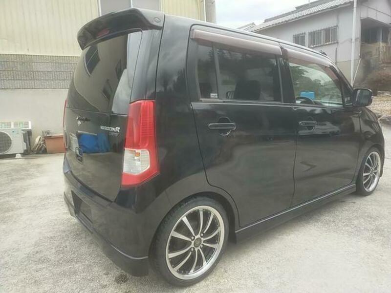 WAGON R