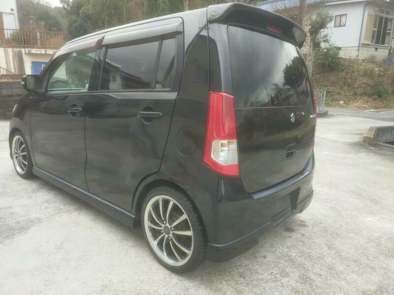 WAGON R