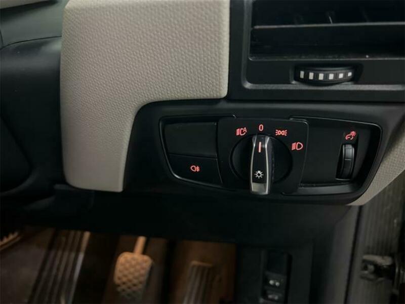 i3