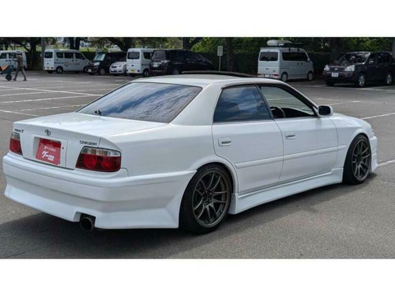CHASER