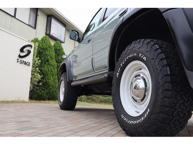 HILUX SURF