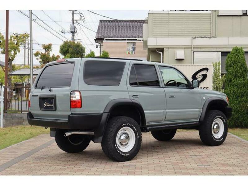 HILUX SURF