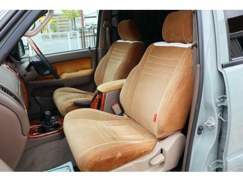 HILUX SURF