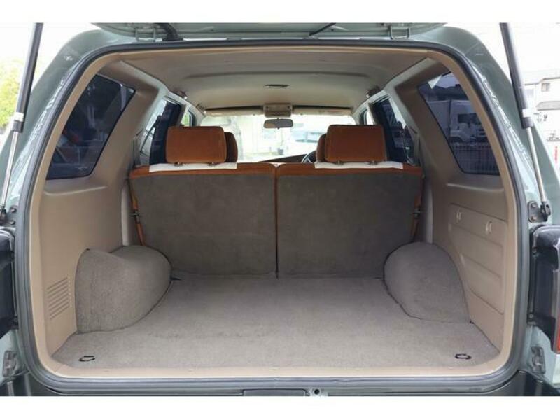 HILUX SURF