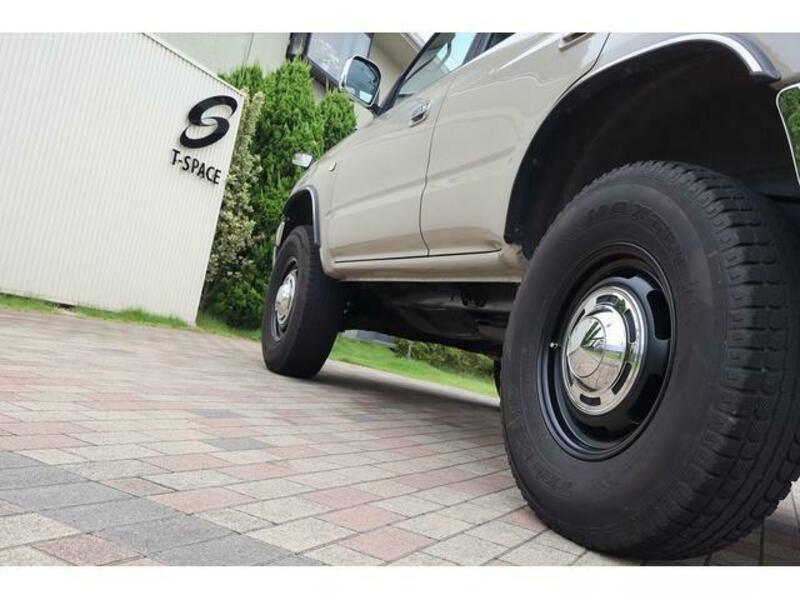 HILUX SURF