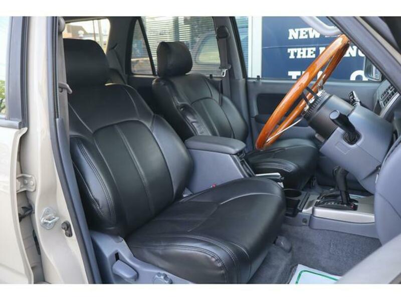 HILUX SURF