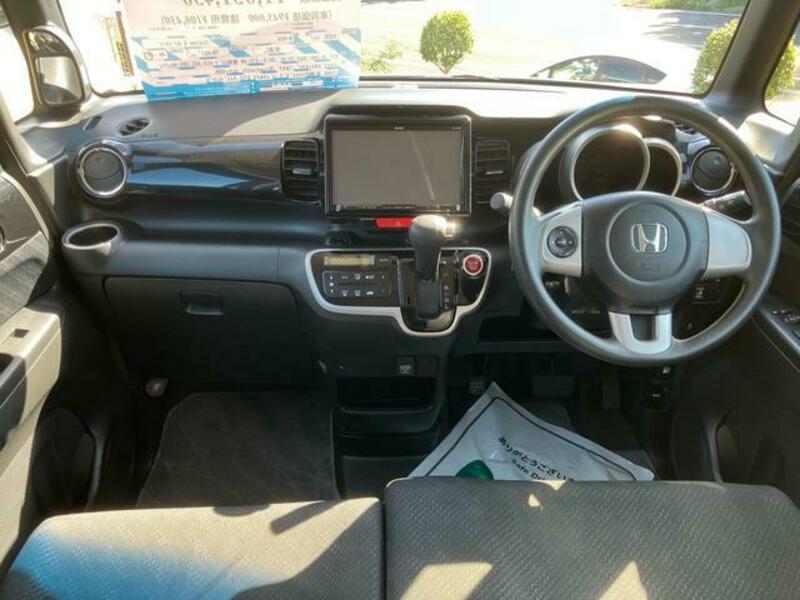 N BOX CUSTOM