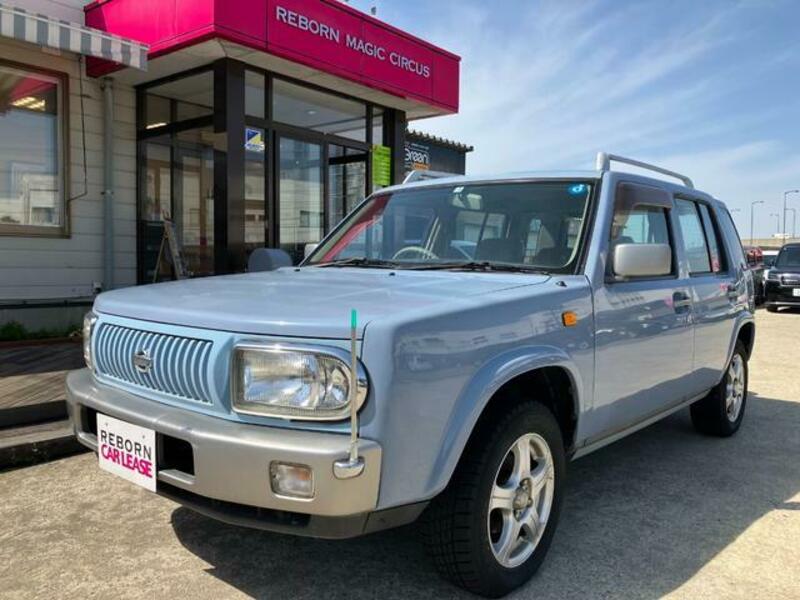 NISSAN RASHEEN