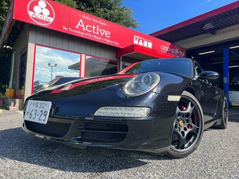 PORSCHE 911