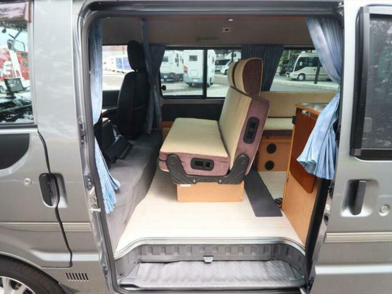 BONGO VAN