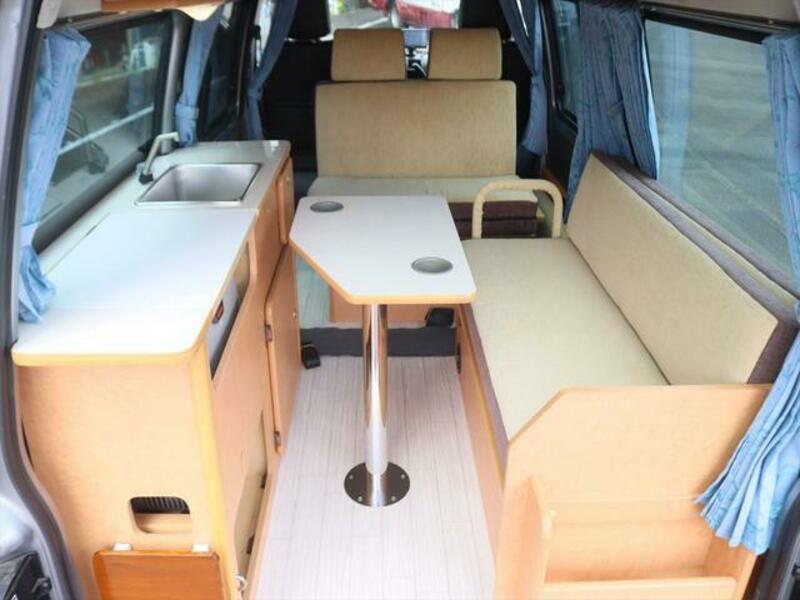 BONGO VAN