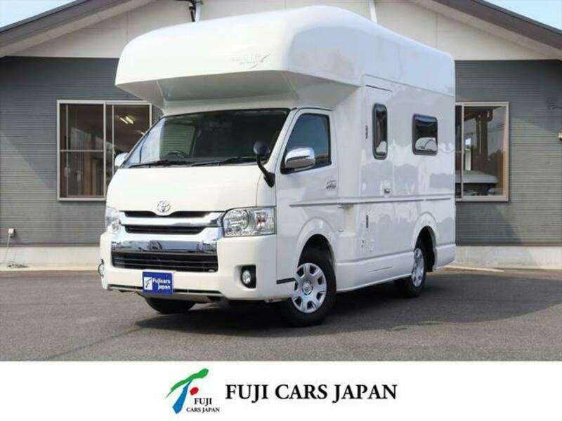 TOYOTA HIACE WAGON