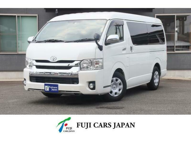 TOYOTA HIACE WAGON