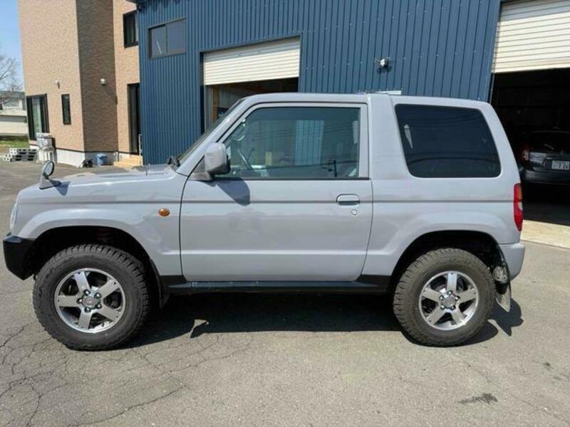 PAJERO MINI