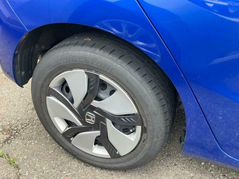 FIT HYBRID