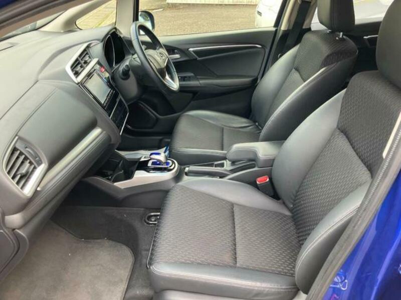 FIT HYBRID