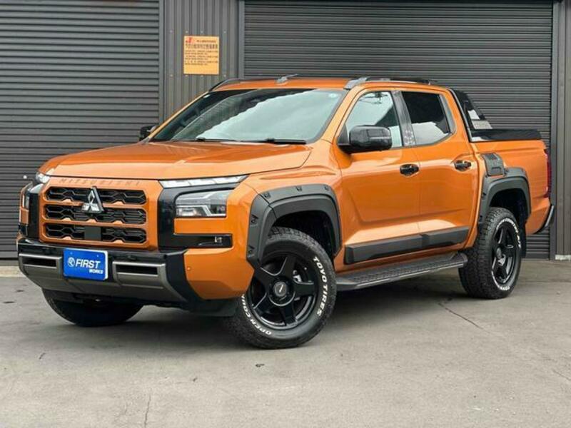 MITSUBISHI TRITON