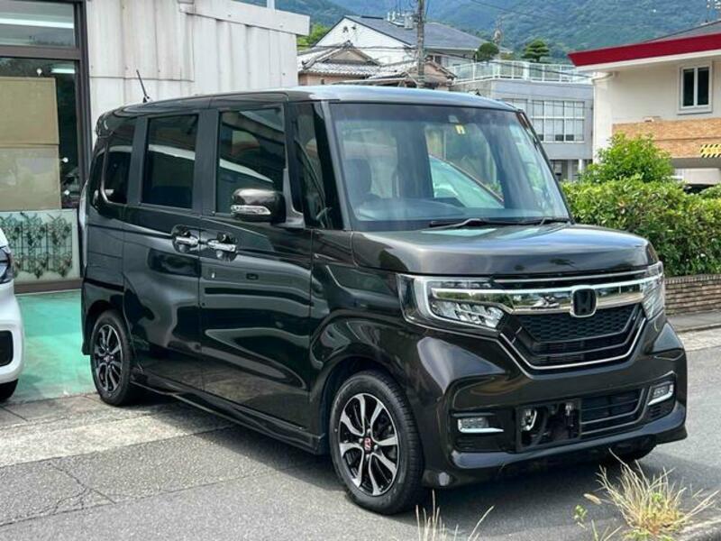 N BOX CUSTOM