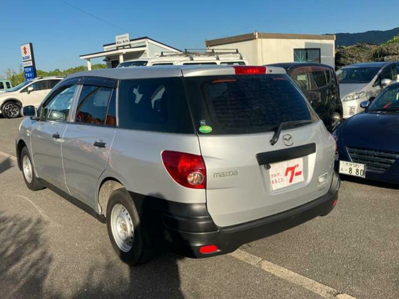 FAMILIA VAN