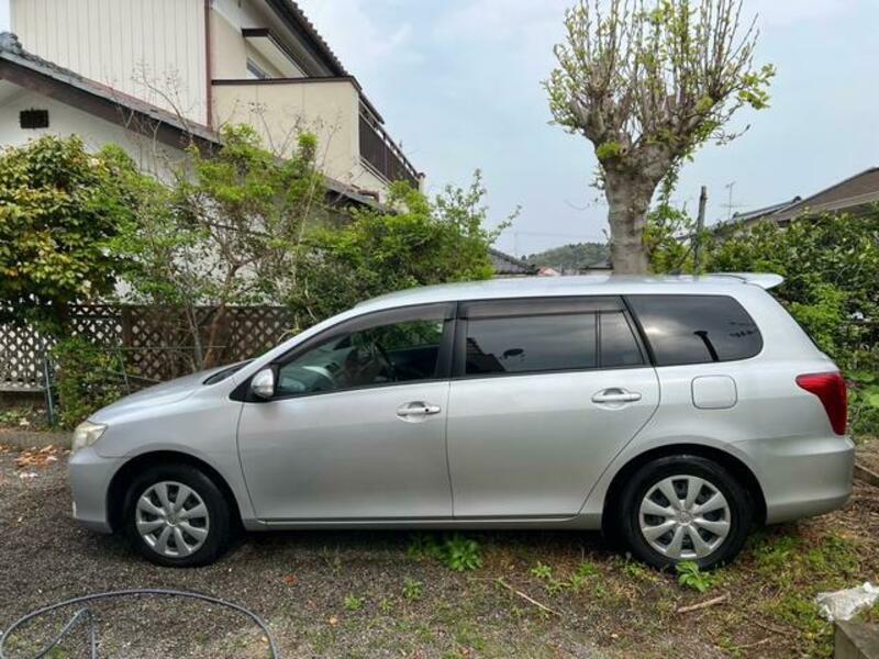 COROLLA FIELDER