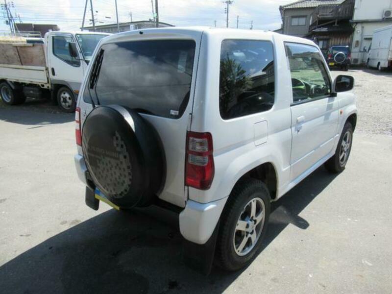 PAJERO MINI