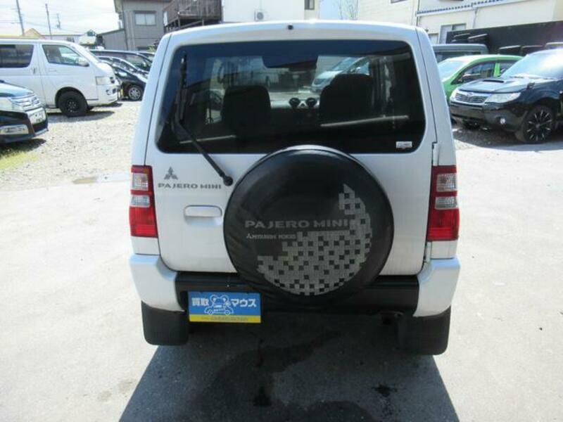 PAJERO MINI