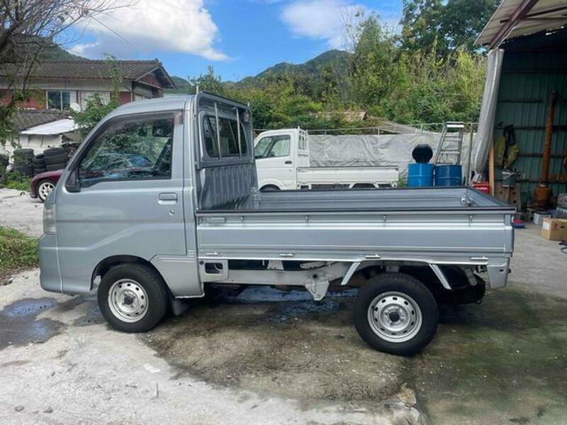 PIXIS TRUCK