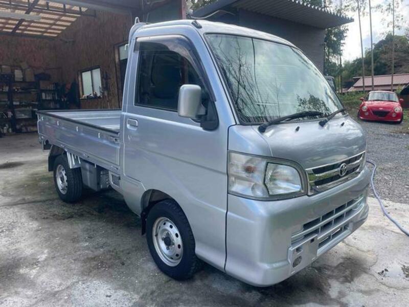TOYOTA PIXIS TRUCK