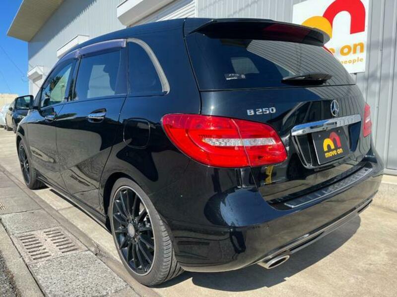 B-CLASS