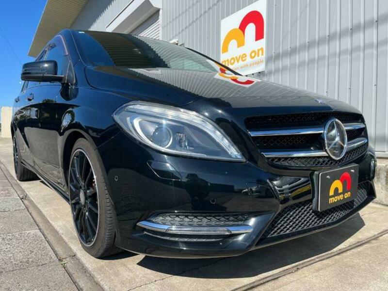 MERCEDES-BENZ B-CLASS
