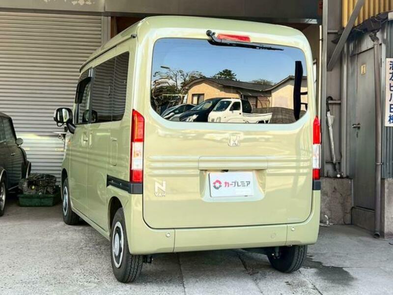N-VAN