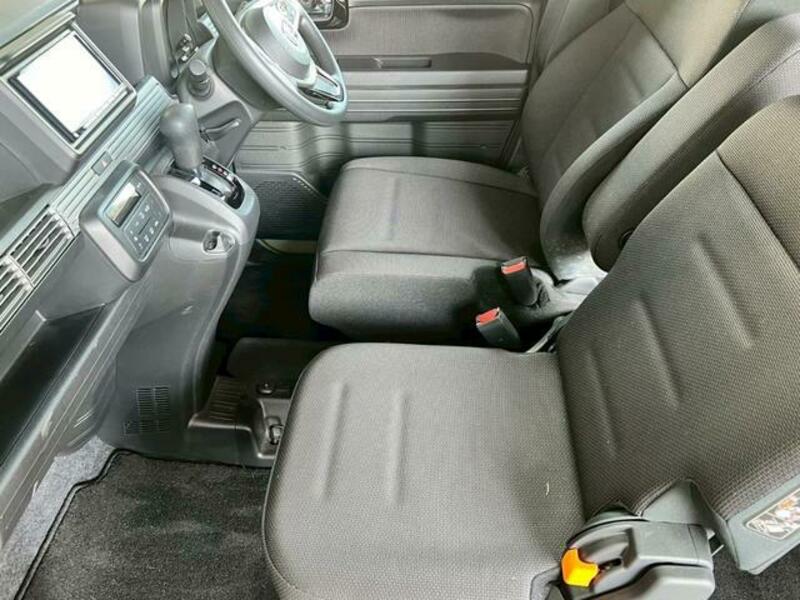 N-VAN