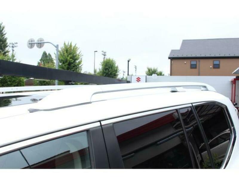 LAND CRUISER
