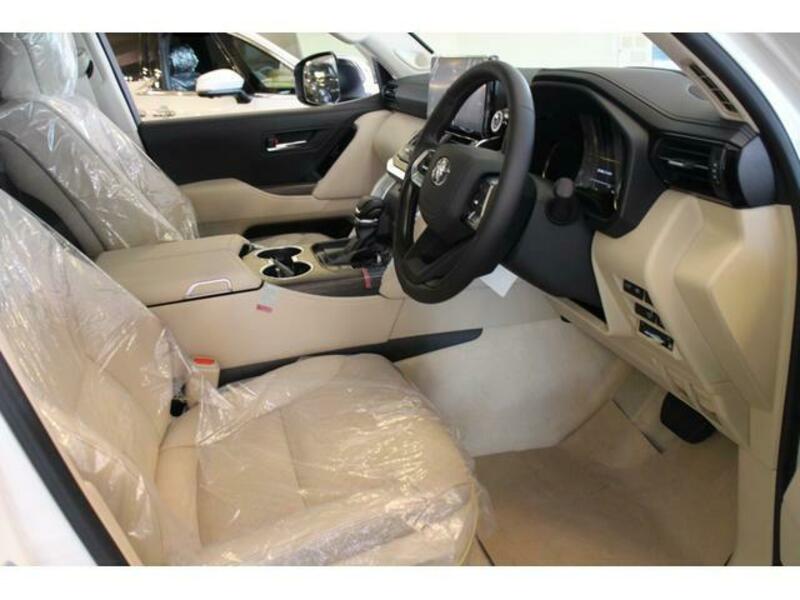 LAND CRUISER