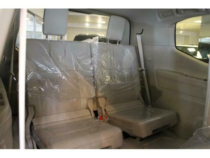 LAND CRUISER