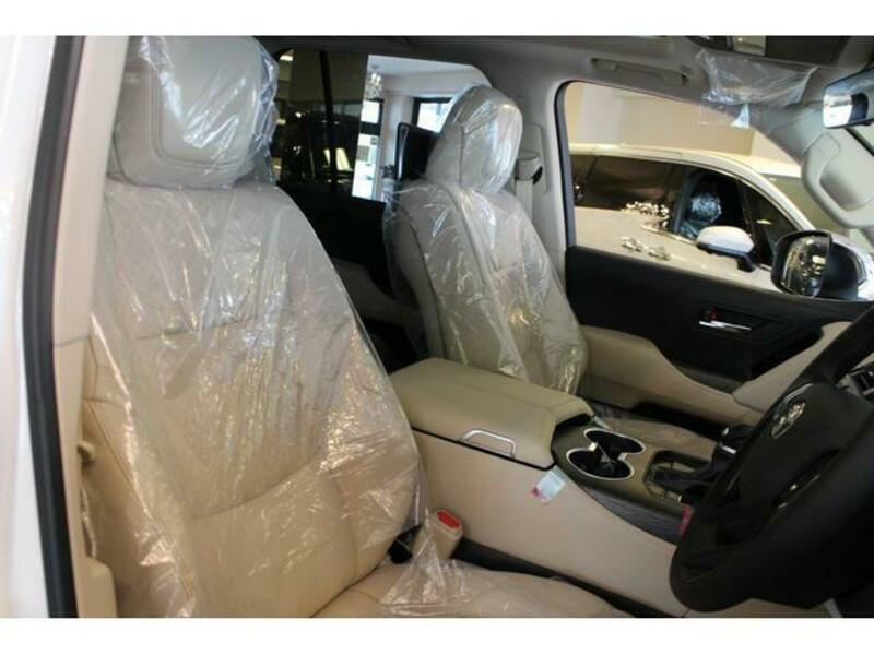 LAND CRUISER