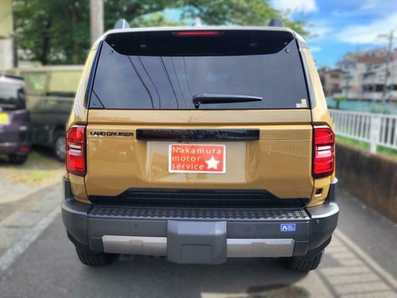 LAND CRUISER 250