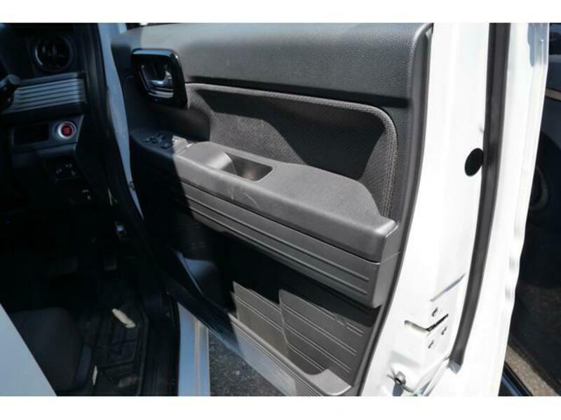 N-VAN