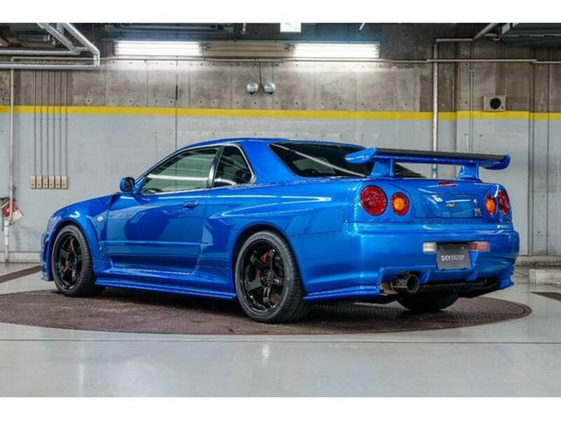 SKYLINE
