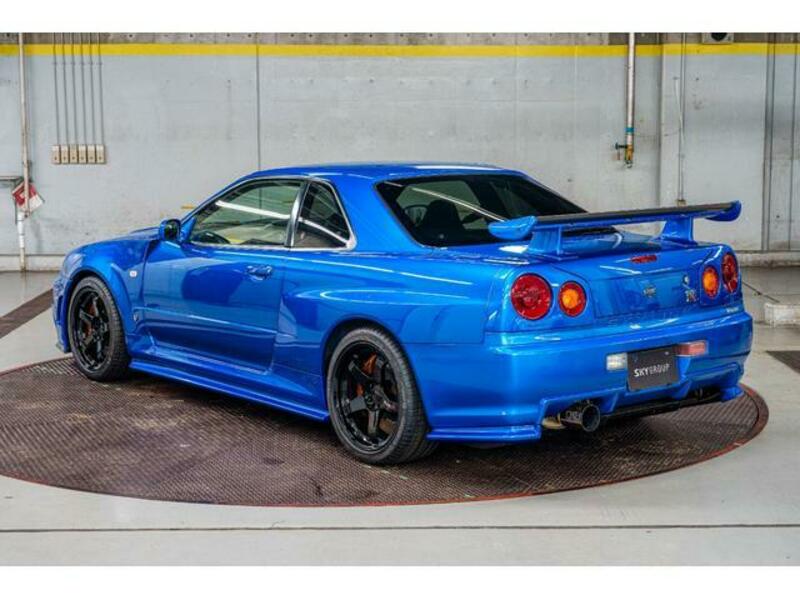 SKYLINE