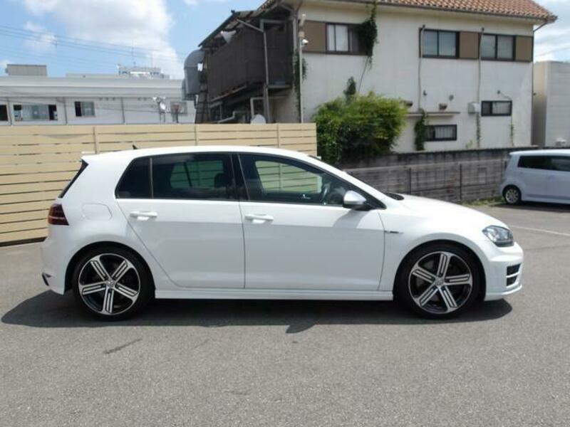 GOLF R