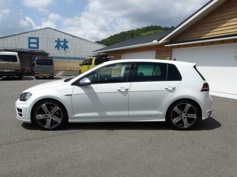 GOLF R