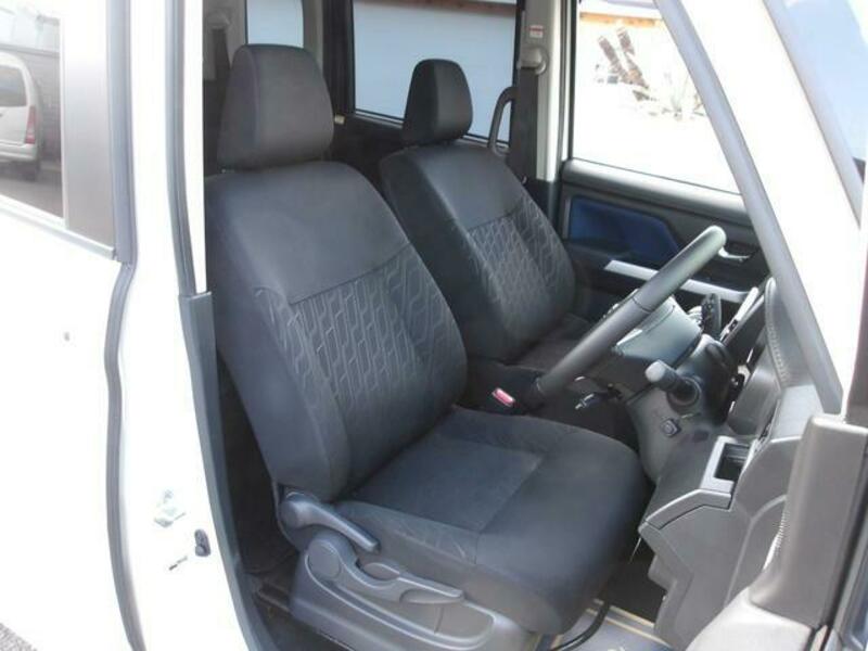 ROOMY