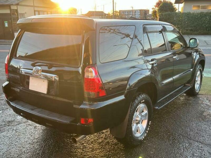 HILUX SURF