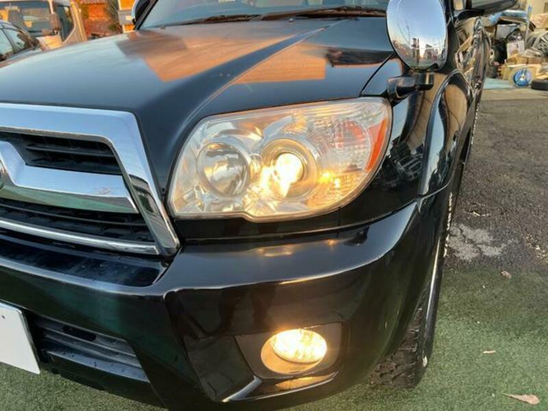 HILUX SURF