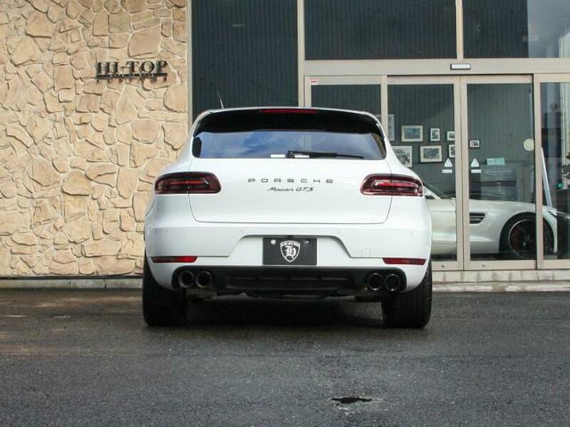 MACAN