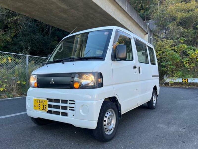 MINICAB VAN