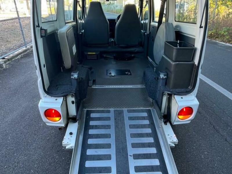 MINICAB VAN